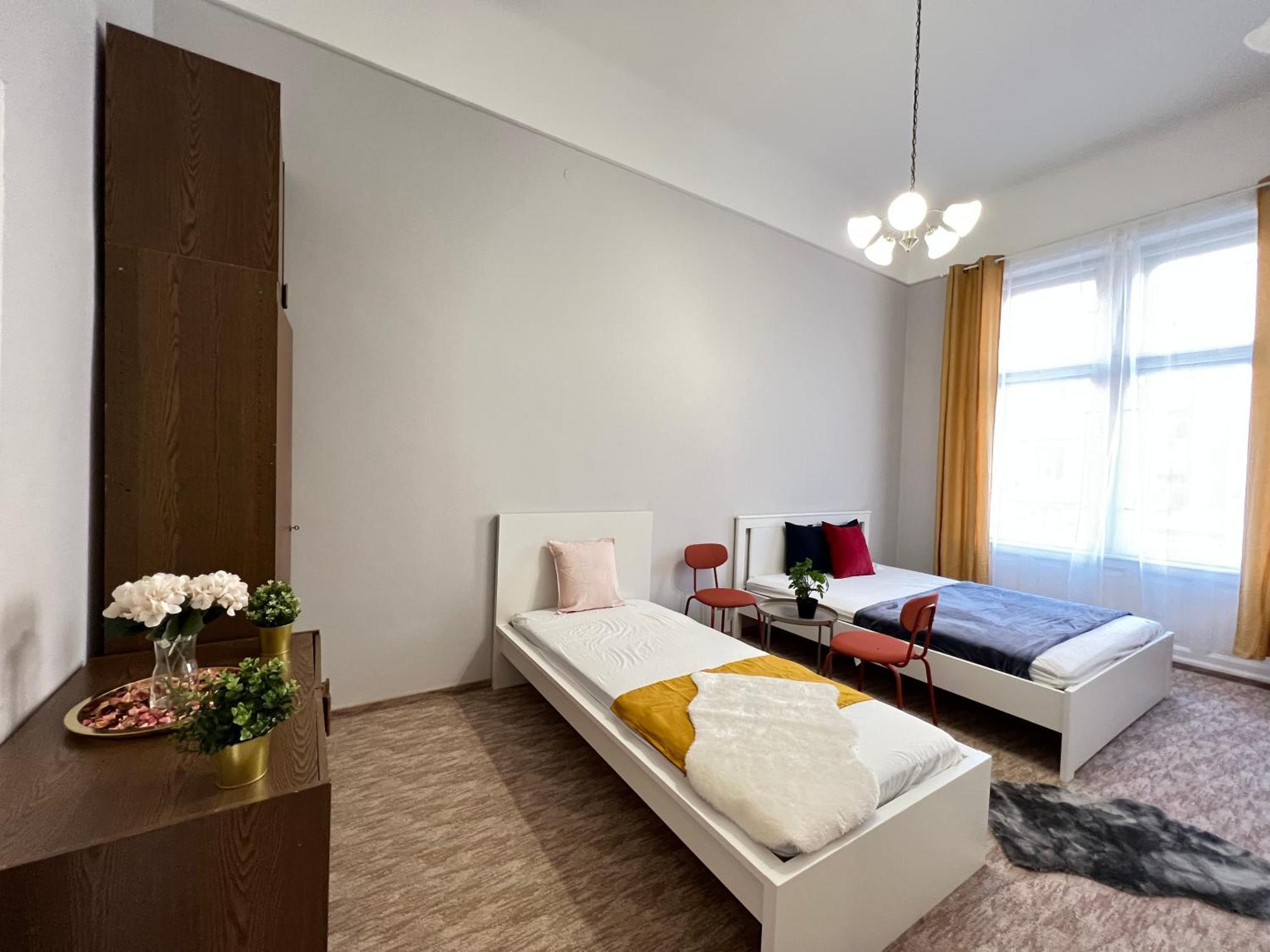 Baross Apartment With Convenience And Style Budapest Eksteriør billede