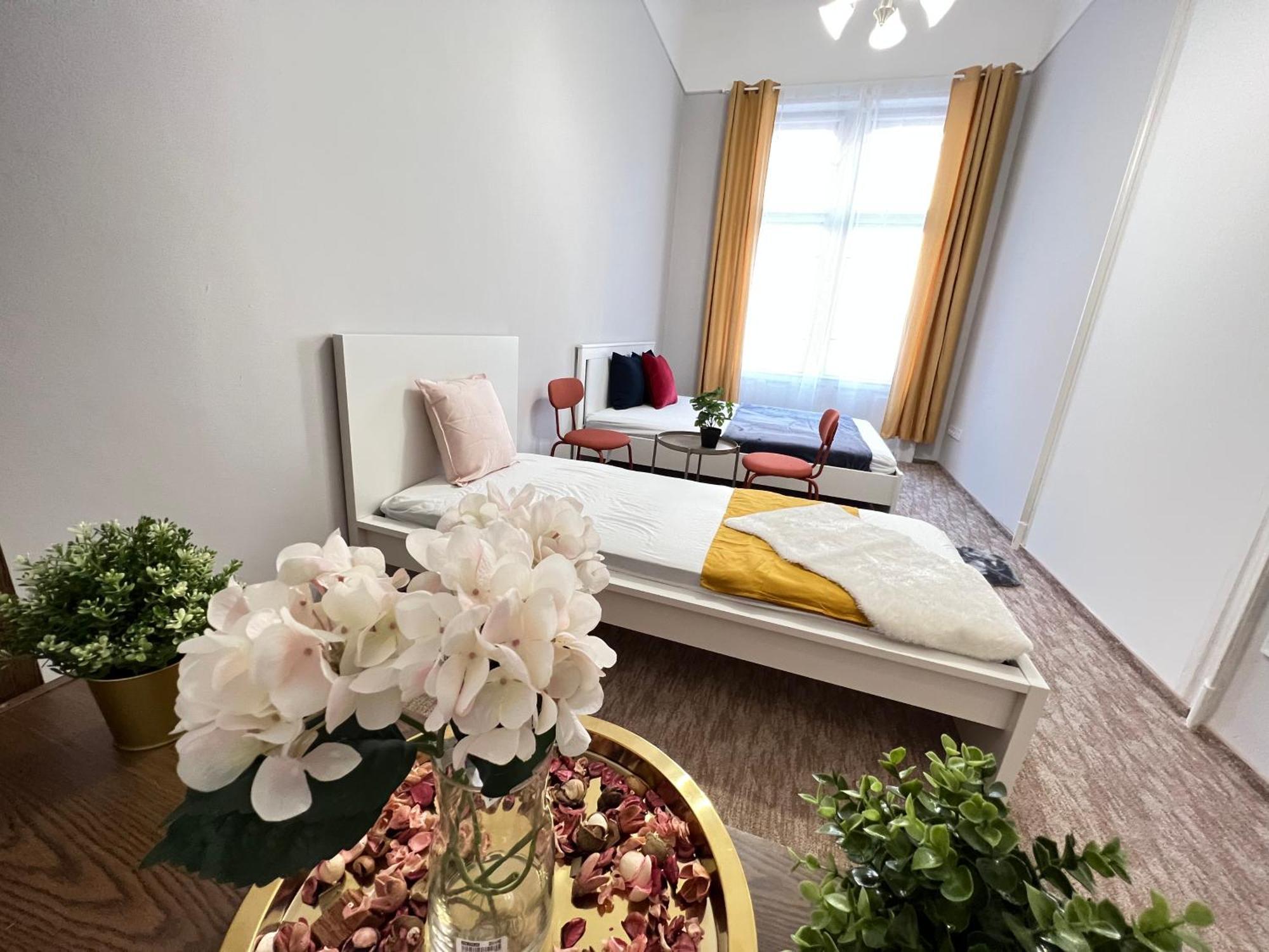 Baross Apartment With Convenience And Style Budapest Eksteriør billede
