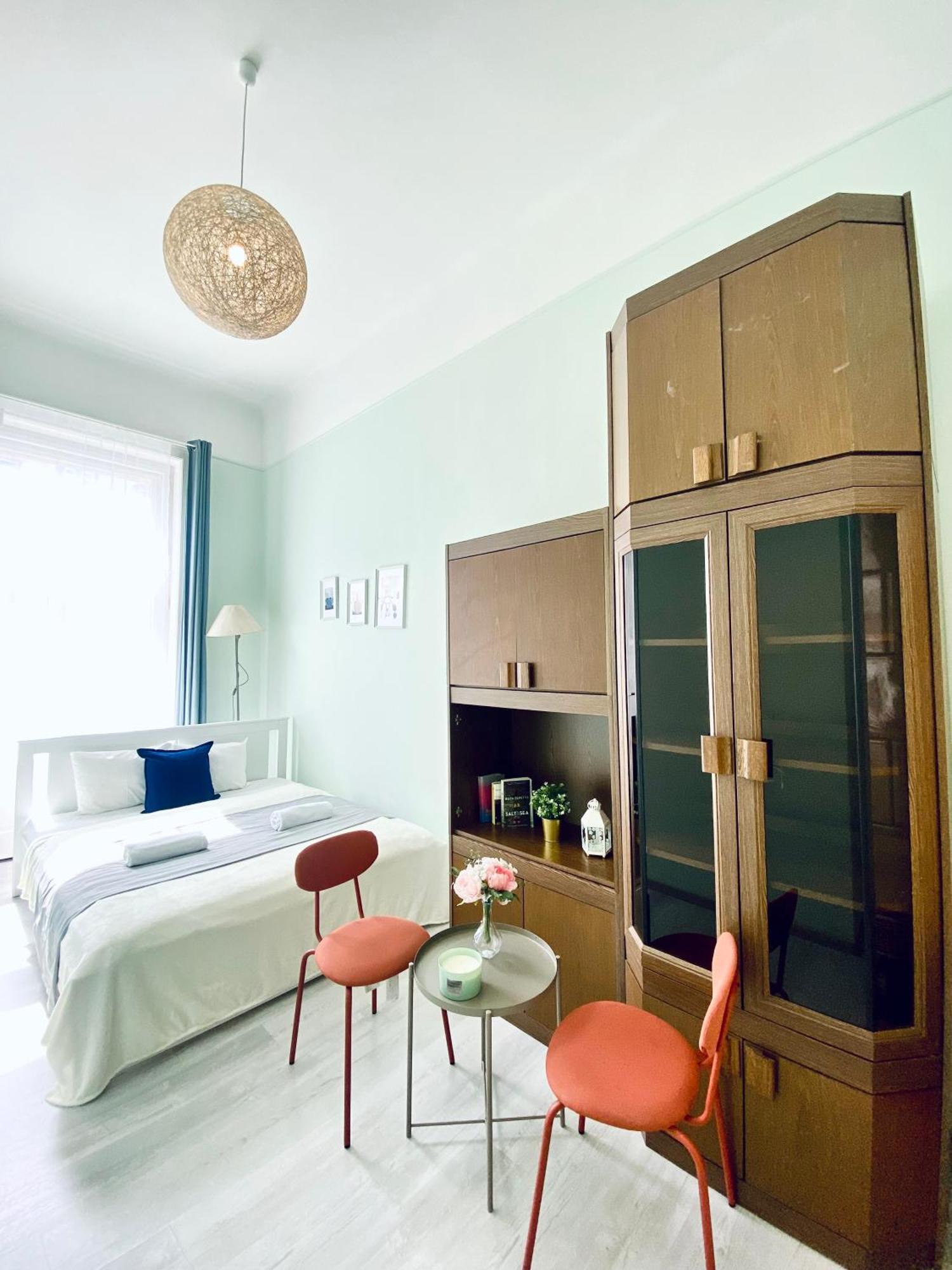 Baross Apartment With Convenience And Style Budapest Eksteriør billede